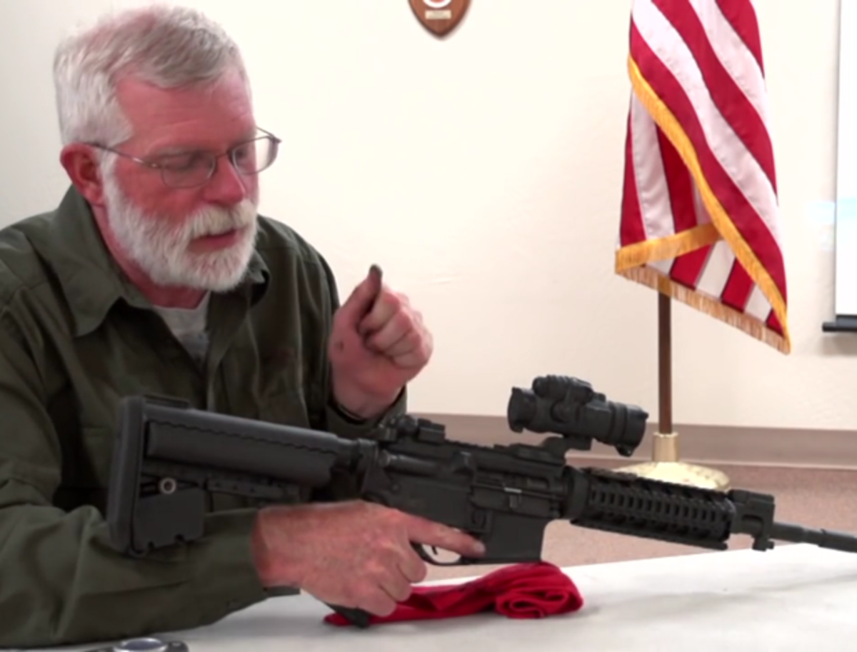 AR-15 Maintenance: Field-strip, Clean and Lubricate an AR-15 - Gunsite ...